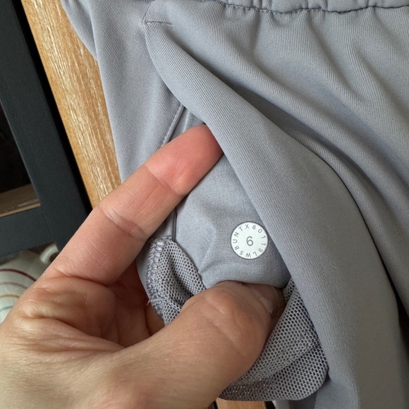 Lululemon On the Fly Pant Tall Silverscreen workout mid rise sweats joggers - Picture 5 of 9